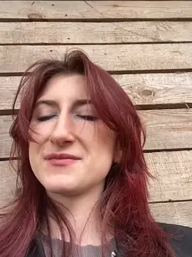 Snapshot of Violet_Moreau chatting on March 31, 11:54 am Violet Moreau online show from March 31, 11:54 am