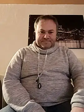 Snapshot of Pourleplasirs chatting on March 13, 12:59 am Pourleplasirs online show from March 13, 12:59 am