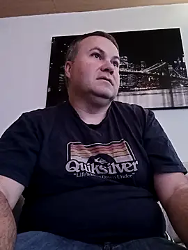 Snapshot of Pourleplasirs chatting on November 11, 1:11 pm Pourleplasirs online show from November 11, 1:11 pm