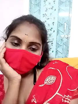 Snapshot of Tamil_roja17 chatting on May 16, 2:19 am Tamil roja17 online show from May 16, 2:19 am