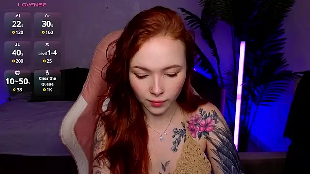 Maya Light online show from March 26, 1:55 am