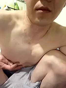 Snapshot of wadmma chatting on February 10, 1:35 am wadmma online show from February 10, 1:35 am