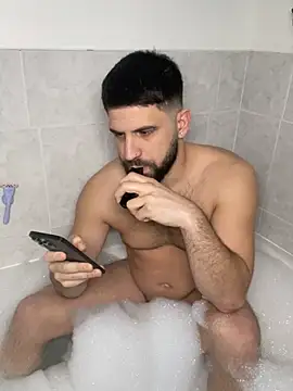 Snapshot of lucas_kazimm chatting on February 6, 5:51 pm lucas kazimm online show from February 6, 5:51 pm