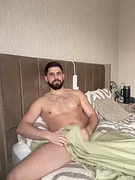 Snapshot of lucas_kazimm chatting on February 13, 1:37 pm lucas kazimm online show from February 13, 1:37 pm