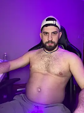 Snapshot of lucas_kazimm chatting on March 10, 9:18 pm lucas kazimm online show from March 10, 9:18 pm