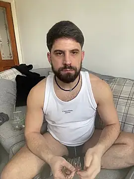 Snapshot of lucas_kazimm chatting on March 14, 2:30 pm lucas kazimm online show from March 14, 2:30 pm