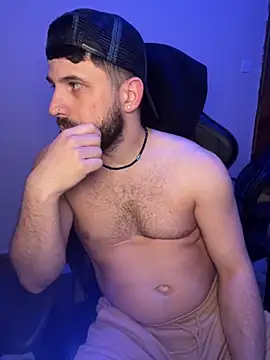 Snapshot of lucas_kazimm chatting on March 21, 10:06 pm lucas kazimm online show from March 21, 10:06 pm