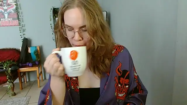 Snapshot of Chill_Billie chatting on April 16, 10:49 am Chill Billie online show from April 16, 10:49 am