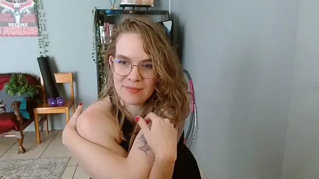 Snapshot of Chill_Billie chatting on May 4, 12:23 pm Chill Billie online show from May 4, 12:23 pm