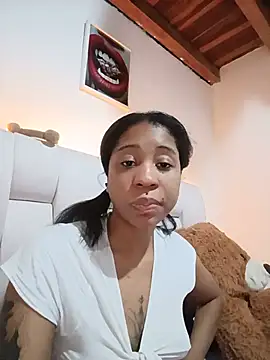 Zaira Rose  online show from July 7, 11:36 am