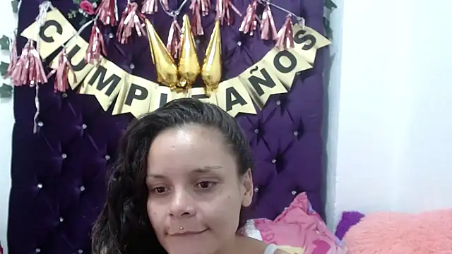 Ariasmithog online show from May 25, 4:24 pm
