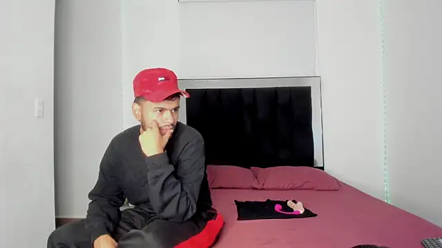 victoriacolin online show from March 19, 1:09 am