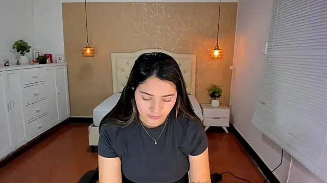 Snapshot of Hadley_ chatting on April 29, 2:59 am Hadley online show from April 29, 2:59 am
