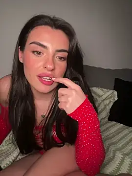 Snapshot of cute_carly_ chatting on March 21, 9:45 pm cute carly online show from March 21, 9:45 pm