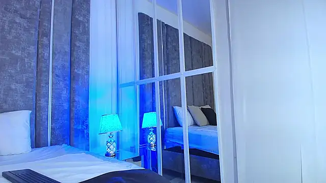 AliDiaz  online show from February 26, 7:13 pm