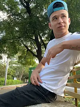 Snapshot of arevalo1124 chatting on November 5, 9:26 pm arevalo1124 online show from November 5, 9:26 pm