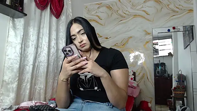 kendall morry online show from April 19, 1:49 am