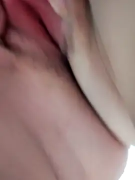 Maiden-Hot online show from April 9, 7:30 pm