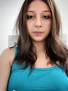 Snapshot of Maiden-Hot chatting on July 6, 10:23 pm Maiden-Hot online show from July 6, 10:23 pm