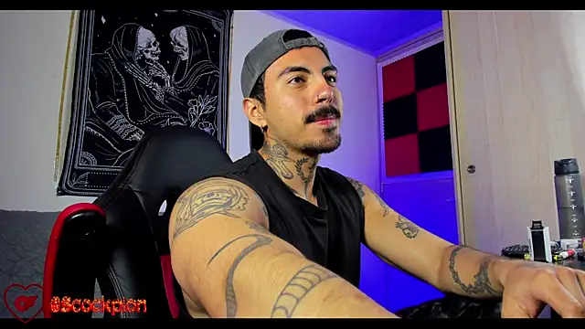 Snapshot of scockpion__ chatting on February 12, 5:57 am scockpion online show from February 12, 5:57 am