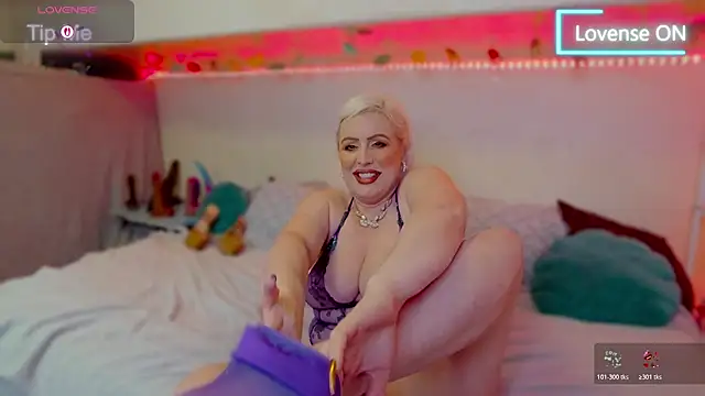 GoddessAlimony online show from April 26, 11:52 am