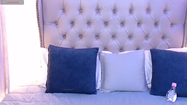 Snapshot of Liiamthompson chatting on July 6, 3:03 pm Liiamthompson online show from July 6, 3:03 pm