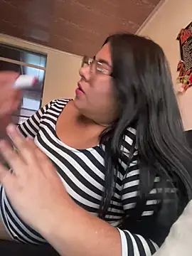 viccky vick online show from February 11, 10:18 pm