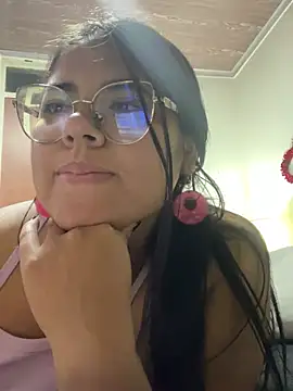 viccky vick online show from March 12, 2:09 am