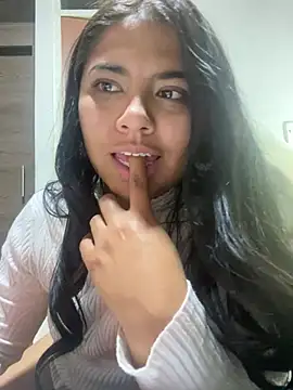 viccky vick online show from March 13, 1:54 am