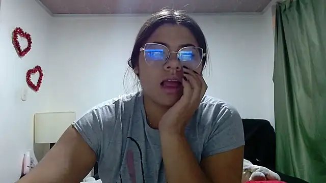 viccky vick online show from October 2, 3:46 am