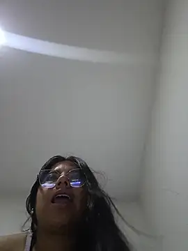 viccky vick online show from November 5, 5:02 pm