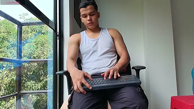 Dwayne Brown online show from October 4, 1:53 pm