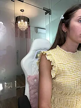 Snapshot of Anya-Ray chatting on July 13, 11:13 am Anya-Ray online show from July 13, 11:13 am