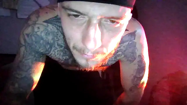 cruz815 online show from April 2, 6:44 am