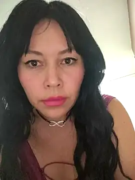 KellyPerlaxxx online show from October 24, 4:03 pm