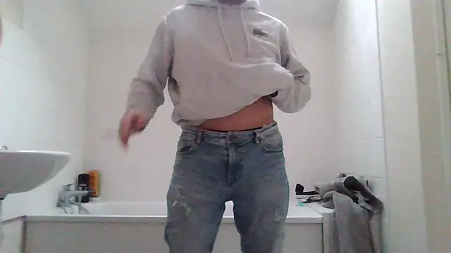 Snapshot of Zer_oki chatting on February 21, 4:48 pm Zer oki online show from February 21, 4:48 pm