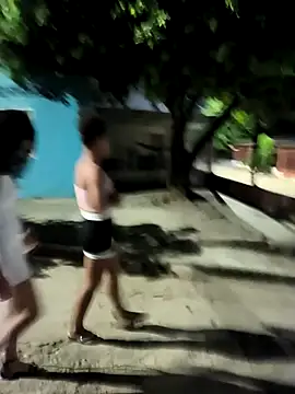 Snapshot of Street_royal chatting on March 11, 4:32 am Street royal online show from March 11, 4:32 am