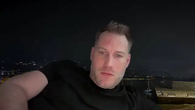 Snapshot of Christian87xxx chatting on February 9, 1:03 pm Christian87xxx online show from February 9, 1:03 pm