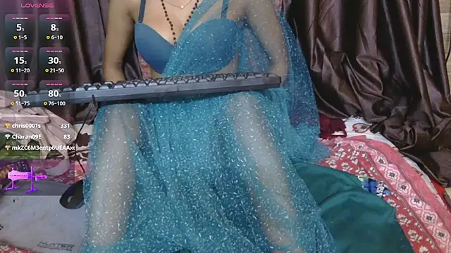 Snapshot of wow-simran chatting on May 4, 6:53 am wow-simran online show from May 4, 6:53 am