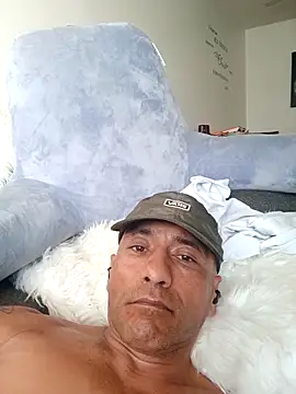 Snapshot of BarajasBpleazed1 chatting on March 3, 5:41 pm BarajasBpleazed1 online show from March 3, 5:41 pm