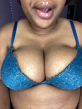 DaniJohnson online show from February 14, 3:22 am