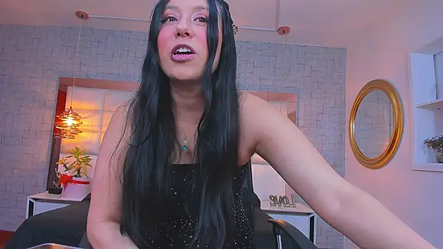 Nohemi louse online show from March 29, 6:19 pm