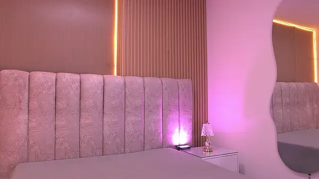 sara lopee1 online show from February 14, 12:02 pm