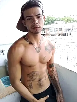 Niick01  online show from April 15, 8:20 pm