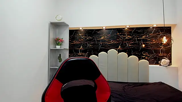 Snapshot of Annyrosee chatting on March 2, 7:43 pm Annyrosee online show from March 2, 7:43 pm