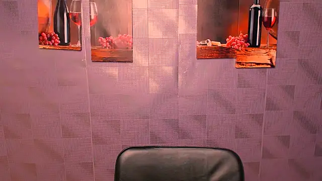 Snapshot of ValeriaHeart_ chatting on February 2, 11:30 am ValeriaHeart online show from February 2, 11:30 am