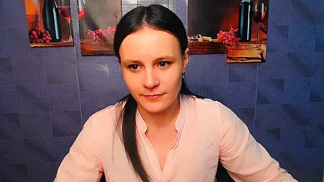 Snapshot of ValeriaHeart_ chatting on February 19, 8:33 am ValeriaHeart online show from February 19, 8:33 am