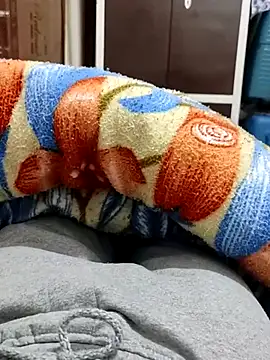 Snapshot of Hot_funky_boy chatting on February 19, 5:38 pm Hot funky boy online show from February 19, 5:38 pm