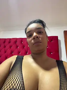 Snapshot of stefania_brunnett chatting on May 9, 7:41 pm stefania brunnett online show from May 9, 7:41 pm