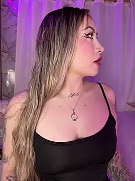 Snapshot of Lally_Valencia__ chatting on May 24, 7:24 am Lally Valencia online show from May 24, 7:24 am